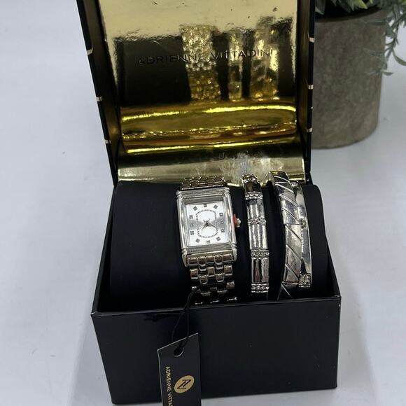 Adrienne Vittadini Watch and Three BangleS Bracelet Set Gift Box New - Picture 1 of 12
